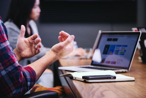 10 Teknik Negosiasi Efektif dengan Vendor Biar Makin Untung