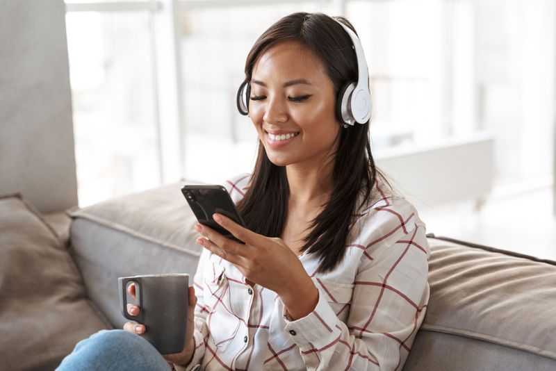 10 Aturan Main Online Dating