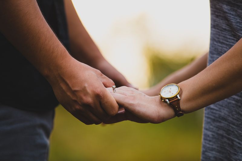 13 Tanda Anda Sudah Menemukan Jodoh Anda