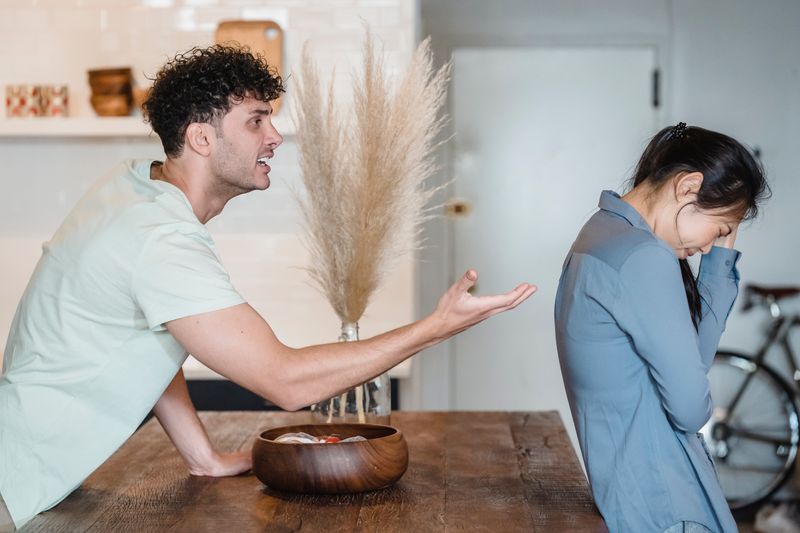 Ini Tanda Verbal Abuse dalam Pacaran